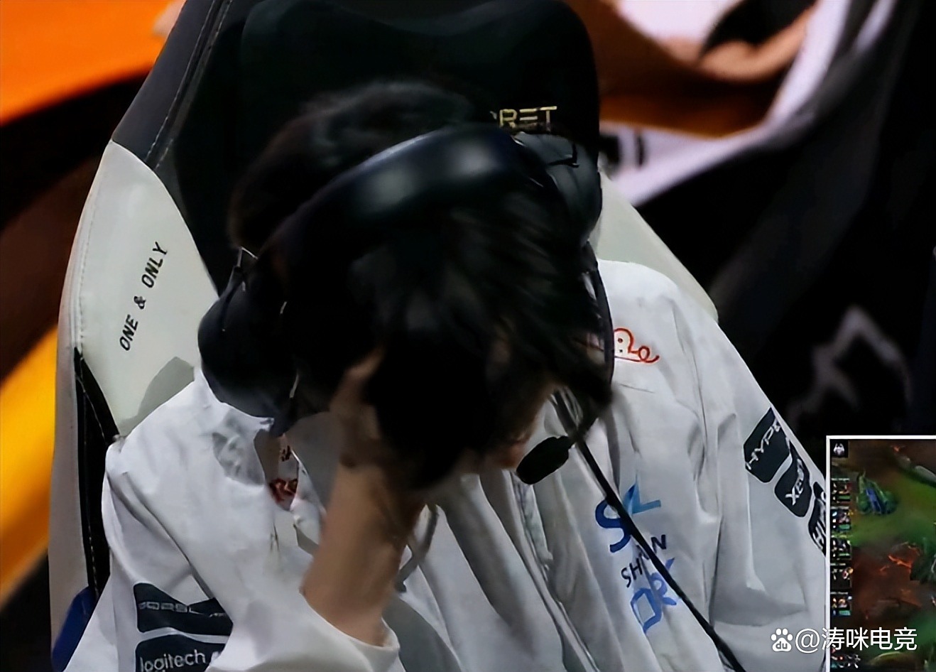 开云体育登录-包含T1横扫EDG，Deft线上压制力十足顶尖较量八强赛，留下经典瞬间的词条