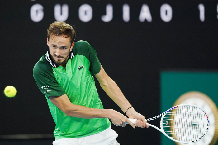 法国网球队力克西班牙网球队,梅德韦杰夫高光表现的简单介绍 法国网球队力克西班牙网球队,梅德韦杰夫高光表现的简单介绍