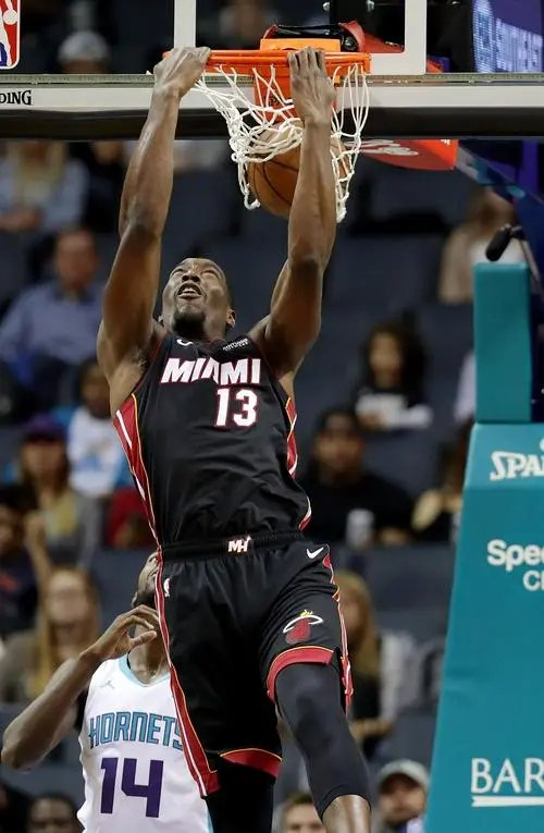 掘金完胜法国男篮,阿德巴约送出助攻的简单介绍 掘金完胜法国男篮,阿德巴约送出助攻的简单介绍