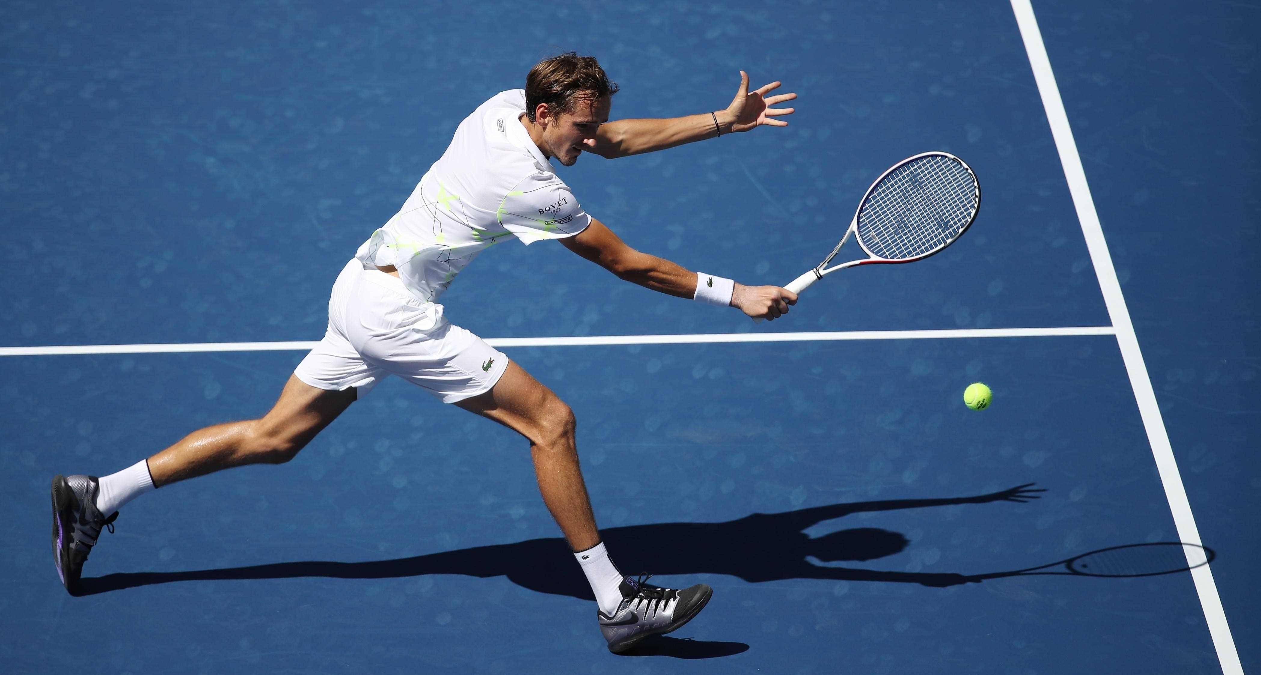 德国网球队翻盘澳大利亚网球队,德约科维奇高光表现 德国网球队翻盘澳大利亚网球队,德约科维奇高光表现