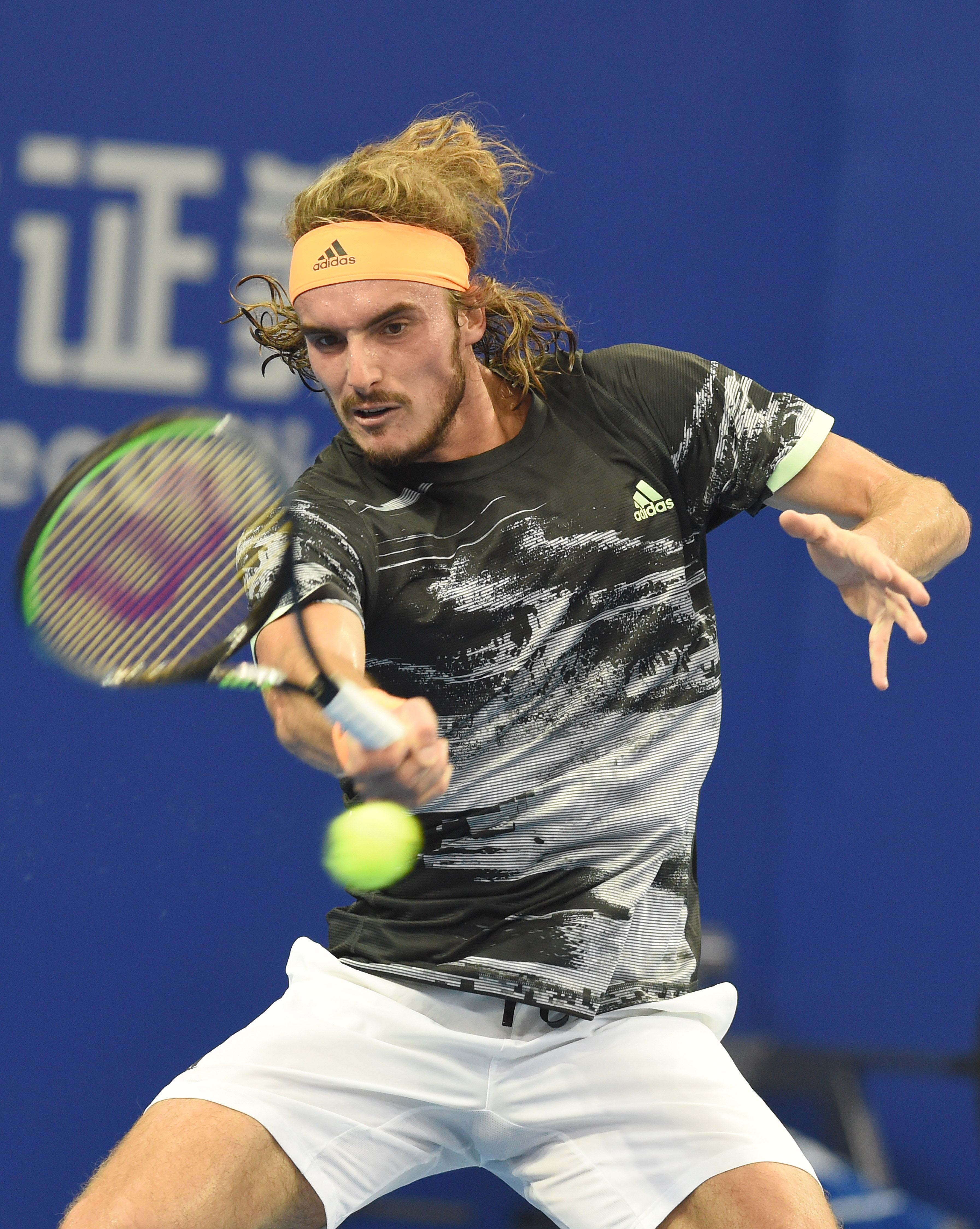 德国网球队绝杀澳大利亚网球队，西西帕斯惊艳世界的简单介绍