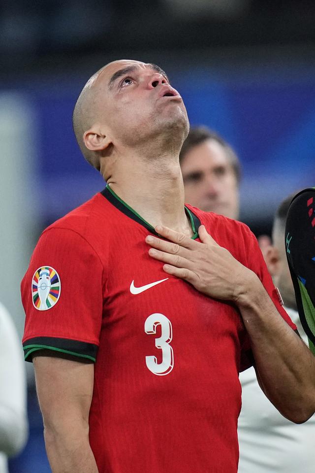 法国队成功晋级欧锦赛四强赛,一路向前的简单介绍 法国队成功晋级欧锦赛四强赛,一路向前的简单介绍