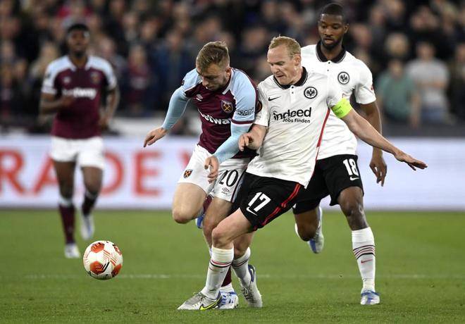 纽卡斯尔客场击败西汉姆,球队士气大增 纽卡斯尔客场击败西汉姆,球队士气大增