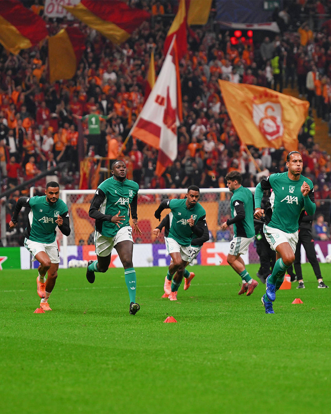 利物浦客场迎战,士气高昂见胜 利物浦客场迎战,士气高昂见胜