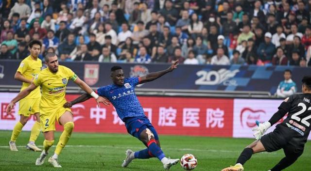 关于重庆力帆连胜上海申花，排名继续攀升的信息