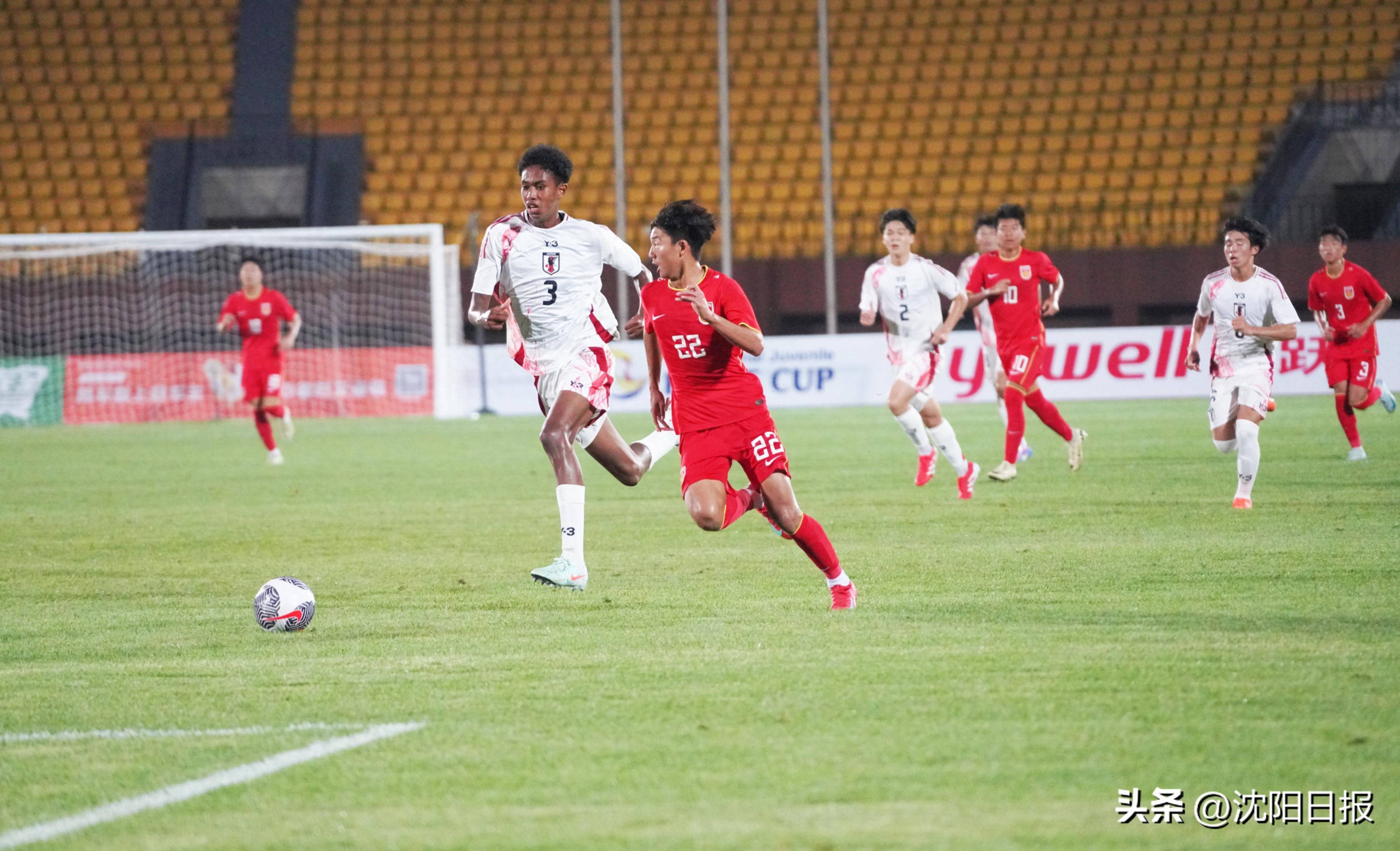 包含国内足球舞台未来可期,赛场上精彩不断的词条 包含国内足球舞台未来可期,赛场上精彩不断的词条