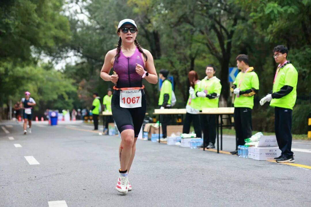 开云体育官方网站-铁人三项女子团体决赛激烈角逐中国选手包揽的简单介绍