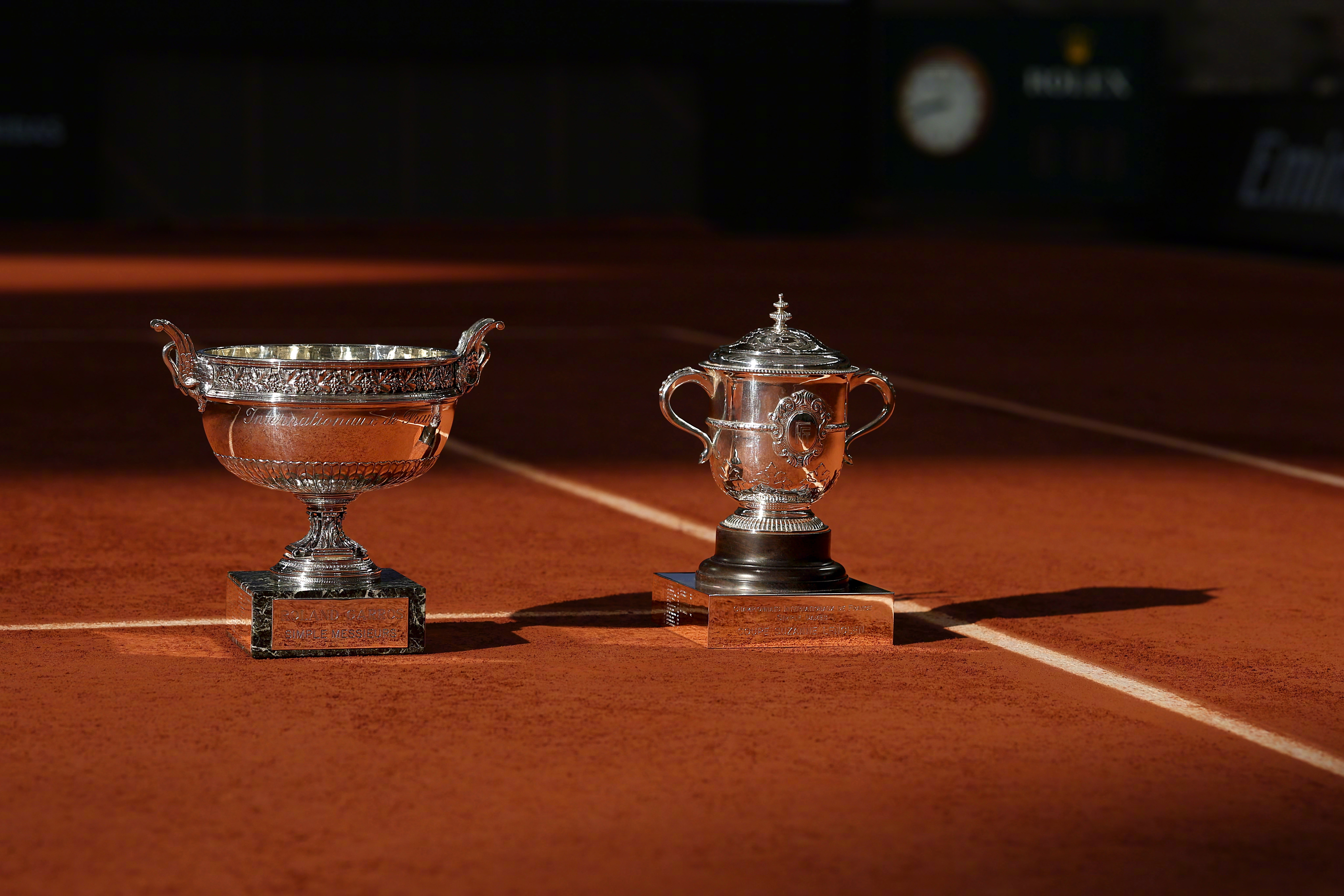 包含法国网球队碾压日本网球队，阿尔卡拉斯打破历史纪录的词条