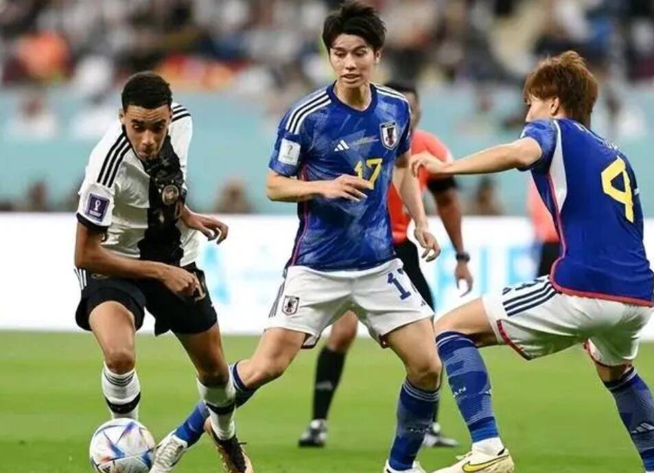 德国队逆转泰国队，郑思维高光表现的简单介绍