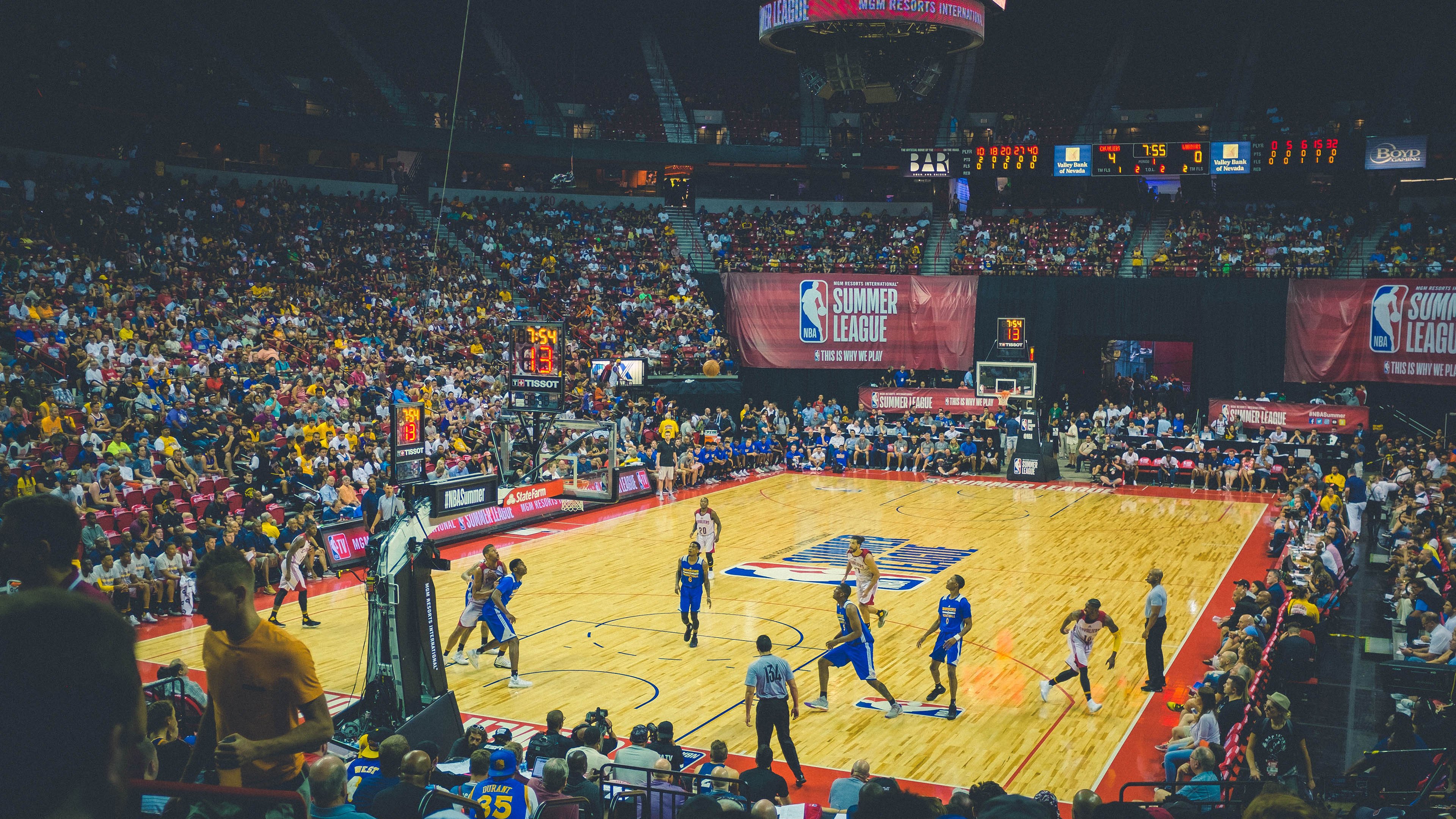 跨界狂想，当北京队淘汰热火，切特在F1街道赛接管比赛