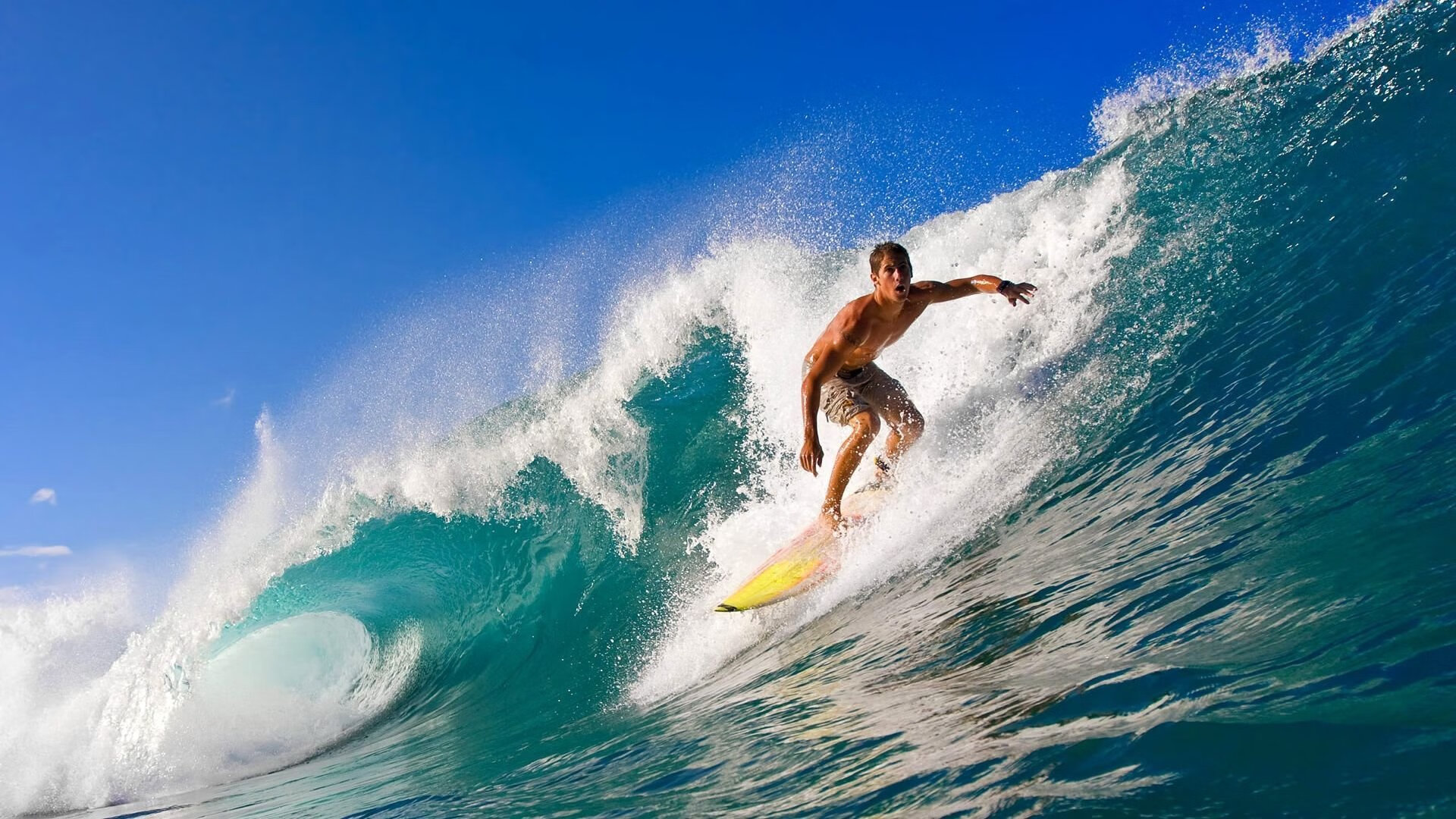 欧文打出生涯之夜，黄蜂收割北京队，一场跨越时空的篮球对话